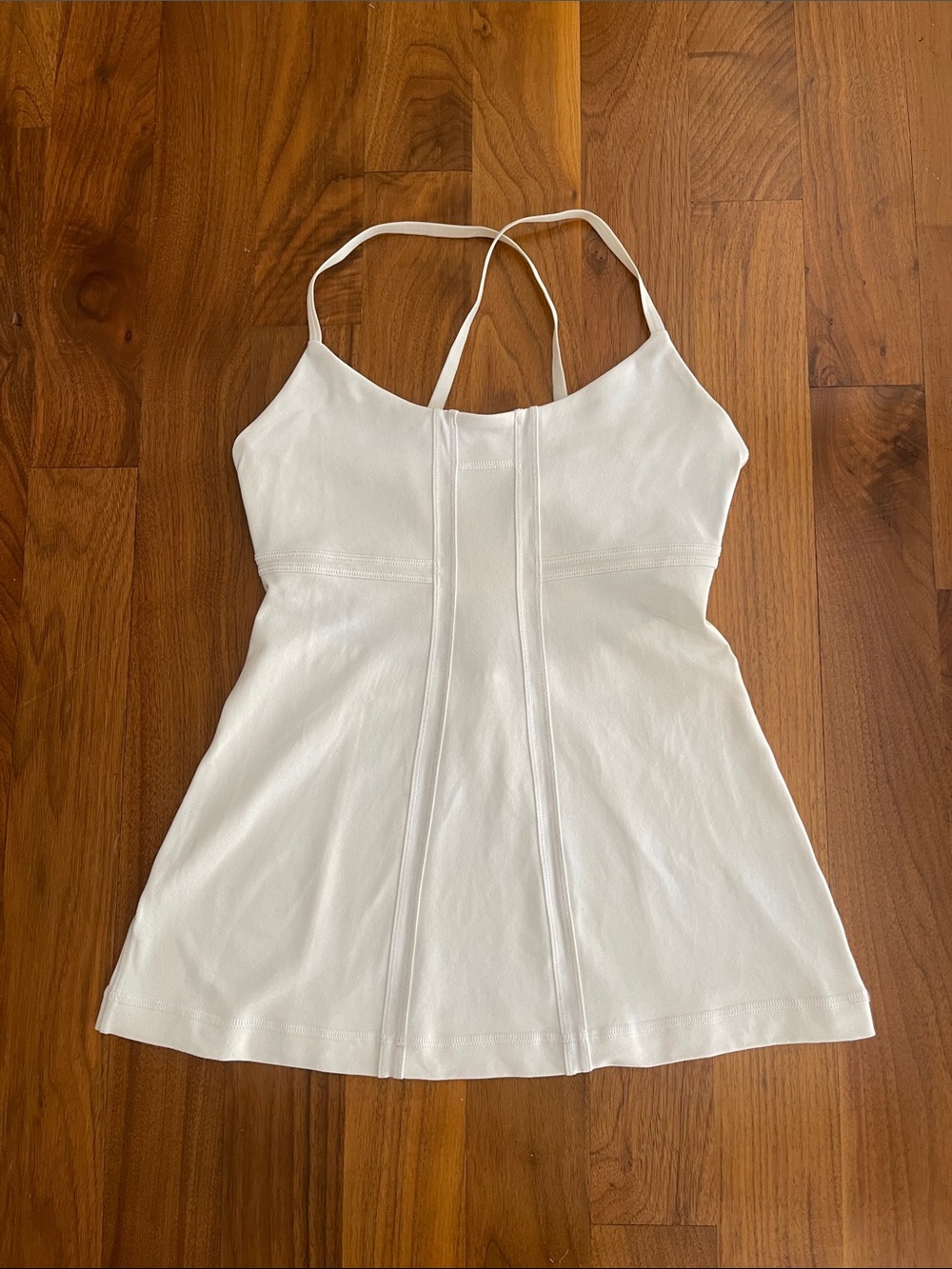 NWOT Lululemon White Sports Bra -size 6
